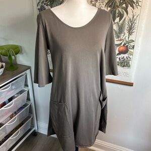Natural Casual Gray Tunic with Pockets Small